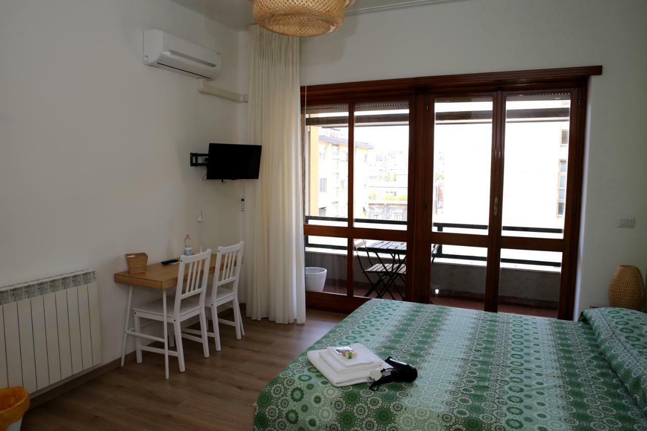 Tosca B&B 카타니아 외부 사진
